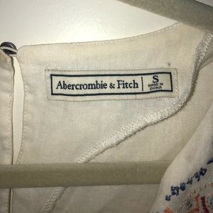Abercrombie & Fitch Tops - Abercrombie & Fitch | White Embroidered Shirt Abercrombie & Fitch Tops - Abercrombie & Fitch | White Embroidered Shirt